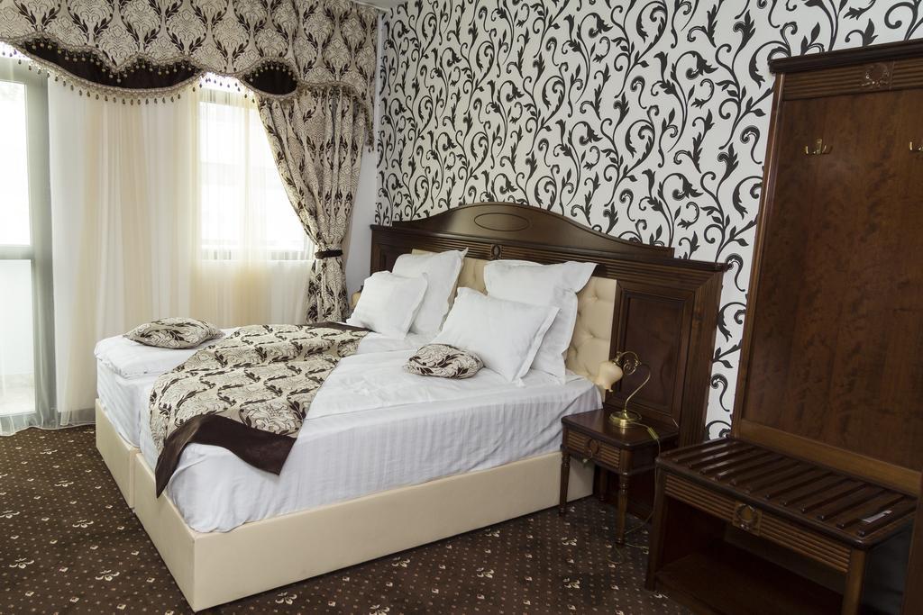 Pik Elegance Hotel Ploieşti Værelse billede