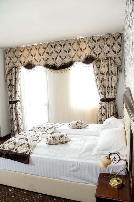 Pik Elegance Hotel Ploieşti Værelse billede