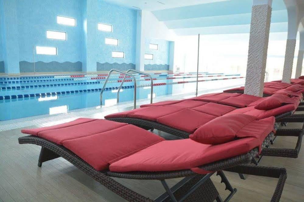 Pik Elegance Hotel Ploieşti Eksteriør billede